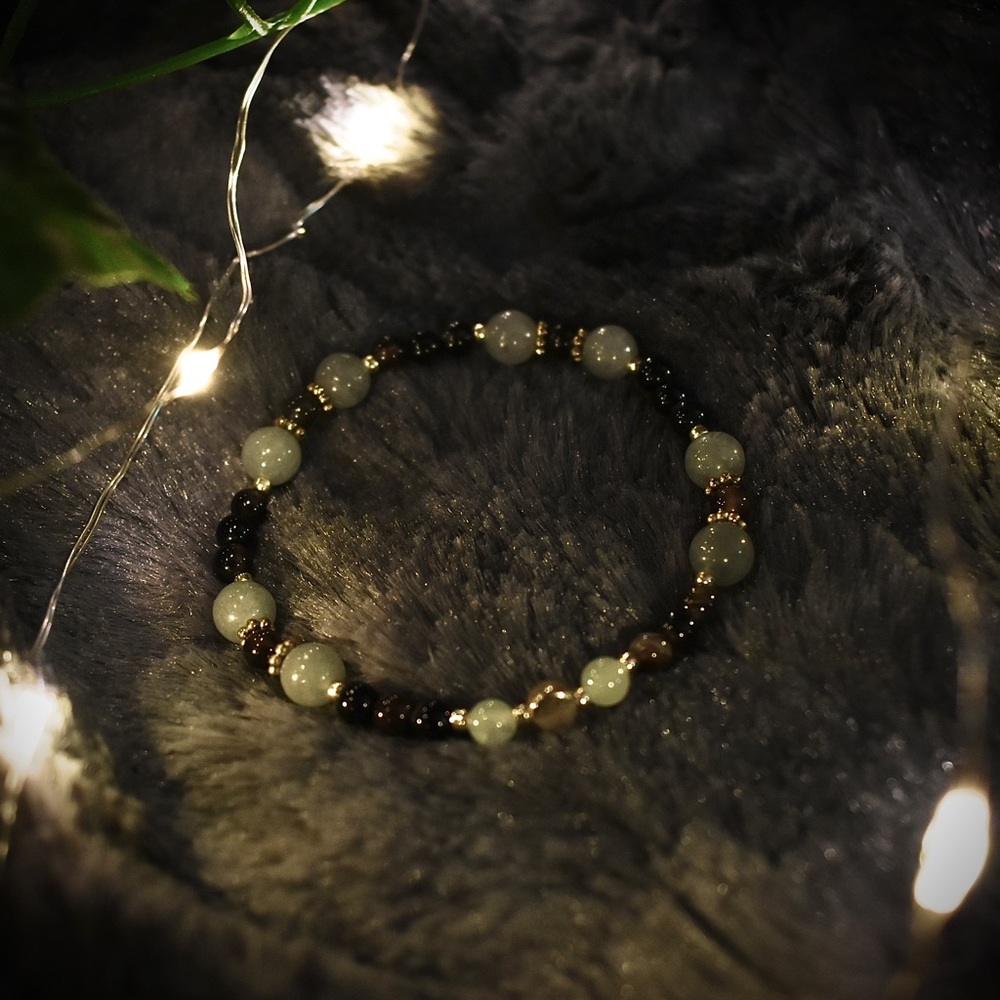 Brown and Jade women’s bracelet with gold accents